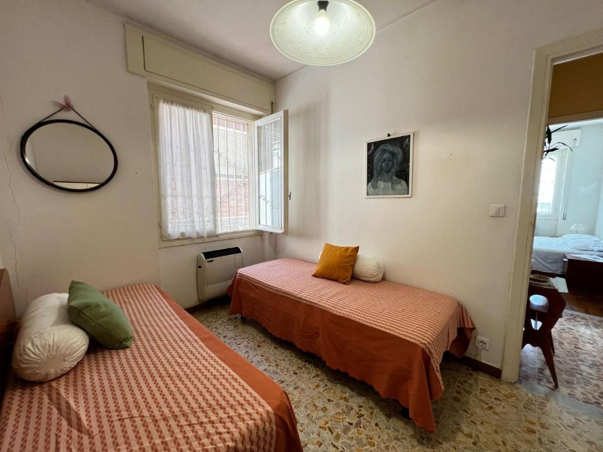 Suite A 2 Passi Dalla Spiaggia - ออสเปดาเลตตี ภายนอก รูปภาพ